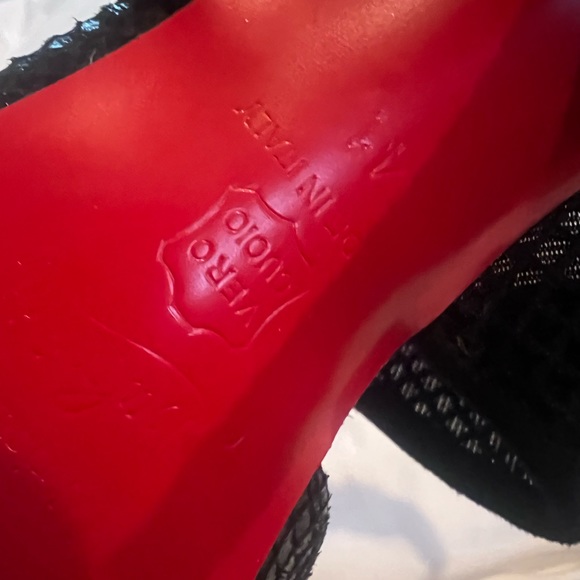 - Christian Louboutin Designer shoes a steal at this price - Picture 6 of 16